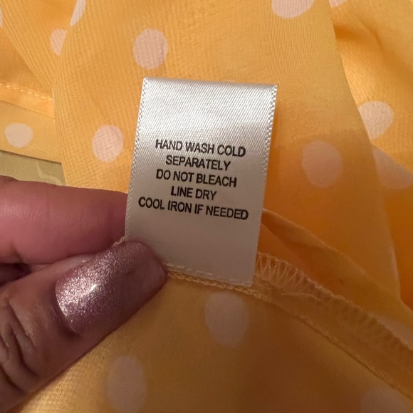 Nordstrom Ladies button down blouse with collar. - Picture 9 of 13